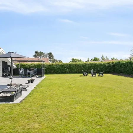 Dyrken - 200m From The Sea By Interhome *