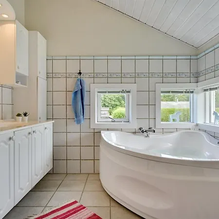 Dyrken - 200m From The Sea By Interhome Otterup