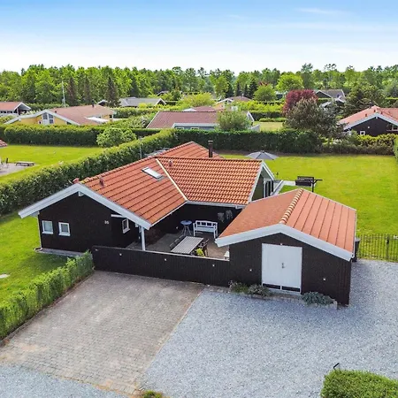 Hébergement de vacances Dyrken - 200m From The Sea By Interhome *